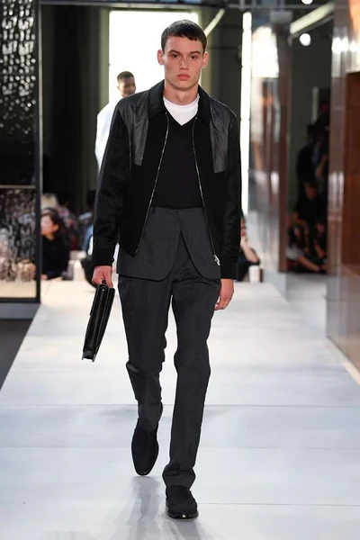 Look 59
